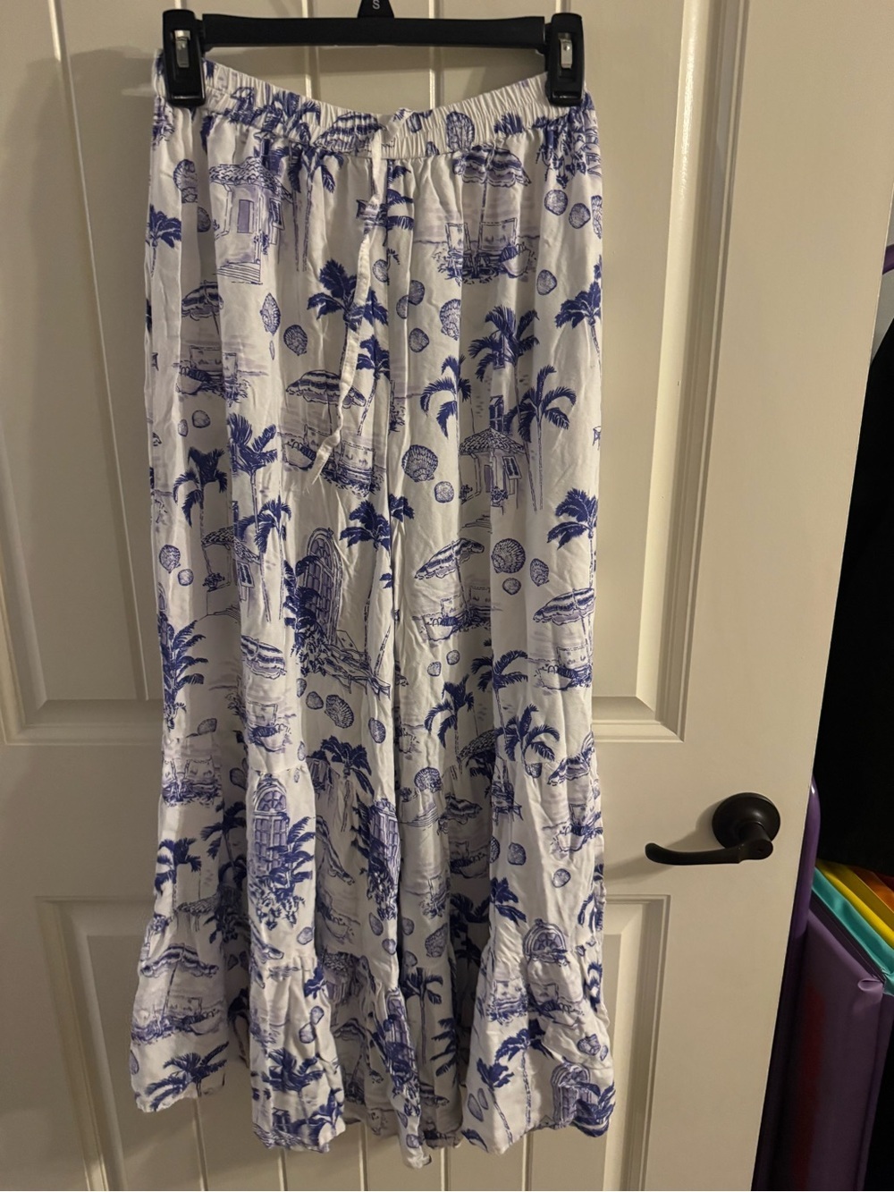 True Destination beach pants